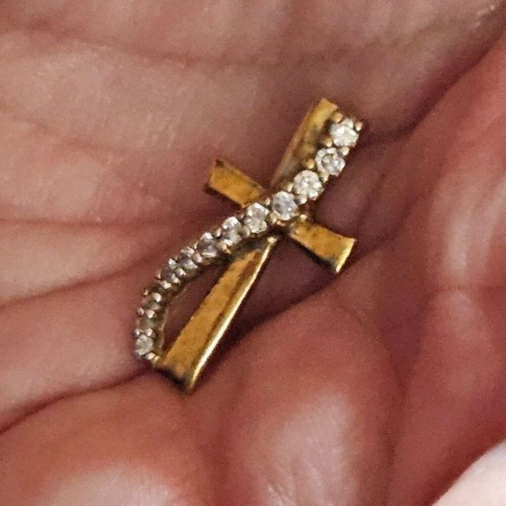 **Last Chance!! Final Sale** Gold over sterling cubic zirconia cross pendant